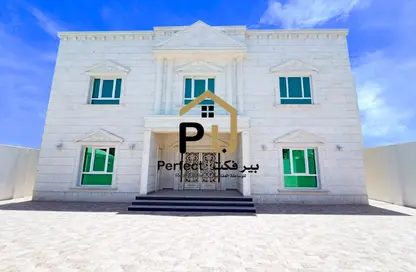 Villa - 7 Bedrooms - 7 Bathrooms for sale in Duhail Villas - Al Duhail - Doha