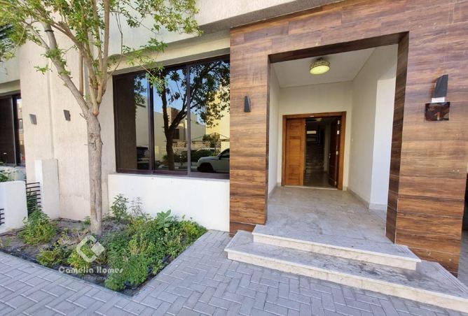 955831 - Property Image 3