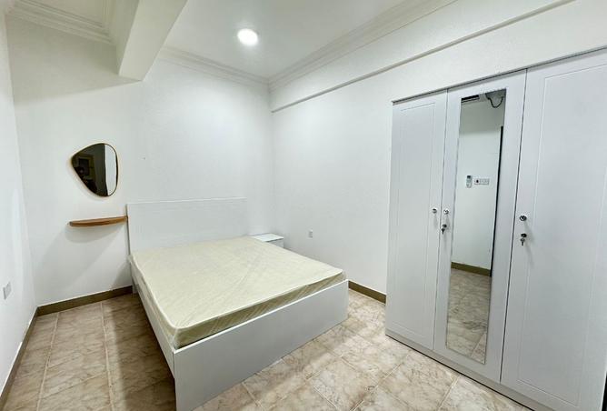 954535 - Property Image 2