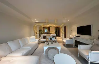 Apartment - 2 Bedrooms - 3 Bathrooms for sale in East Porto Drive - Porto Arabia - The Pearl Island - Doha
