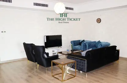 Apartment - 2 Bedrooms - 3 Bathrooms for sale in East Porto Drive - Porto Arabia - The Pearl Island - Doha