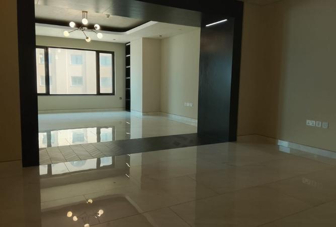 986108 - Property Image 2