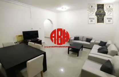 Apartment - 3 Bedrooms - 3 Bathrooms for rent in Asim Bin Omar Street - Al Mansoura - Doha