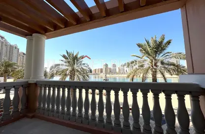 تاون هاوس - غرفة نوم - 2 حمامات للايجار في فيفا غرب - فيفا بحرية - جزيرة اللؤلؤة - الدوحة