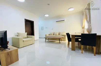 Apartment - 2 Bedrooms - 2 Bathrooms for rent in Bin Omran - Fereej Bin Omran - Doha