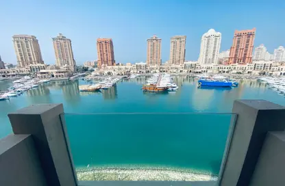 شقة - 2 غرف نوم - 4 حمامات للايجار في The St. Regis Marsa Arabia Island - Marsa Arabia - جزيرة اللؤلؤة - الدوحة