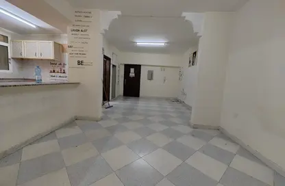 Apartment - 2 Bedrooms - 2 Bathrooms for rent in Musheireb Apartments - Musheireb - Doha