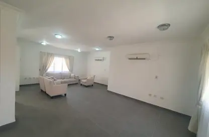 Villa - 3 Bedrooms - 3 Bathrooms for rent in New Salata - Salata - Doha