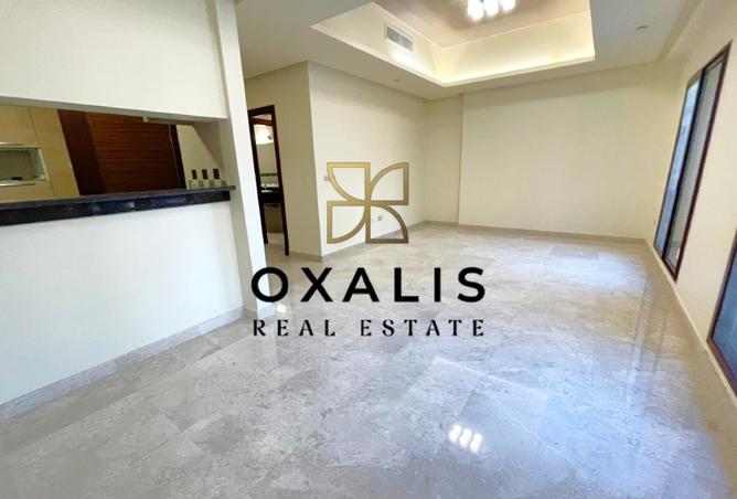 943728 - Property Image 2