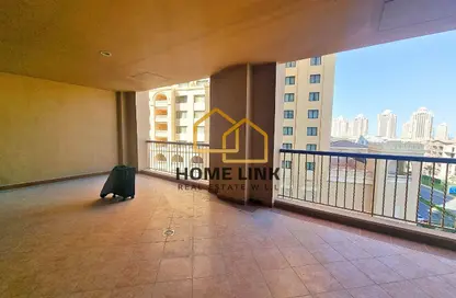 Apartment - 1 Bedroom - 2 Bathrooms for rent in East Porto Drive - Porto Arabia - The Pearl Island - Doha