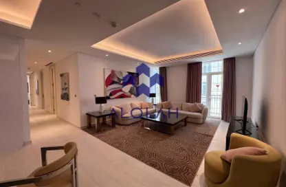 Apartment - 3 Bedrooms - 5 Bathrooms for rent in Floresta Gardens - Floresta Gardens - The Pearl Island - Doha