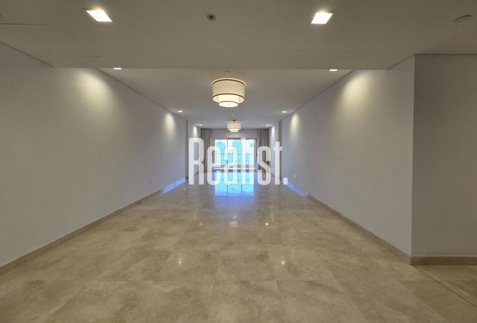 965211 - Property Image 2