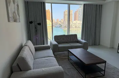 Apartment - 1 Bedroom - 2 Bathrooms for rent in Gewan Island - The Pearl Island - Doha