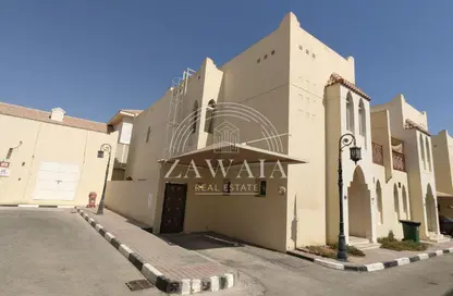 مجمع سكني - 4 غرف نوم - 5 حمامات للايجار في شارع الوعب - الوعب - الدوحة