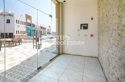 محل تجاري - استوديو - 1 حمام للايجار في شارع  بو هامو - أبو هامور - الدوحة