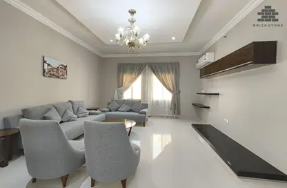 Apartment - 1 Bedroom - 2 Bathrooms for rent in Musheireb Tower - Musheireb - Musheireb - Doha