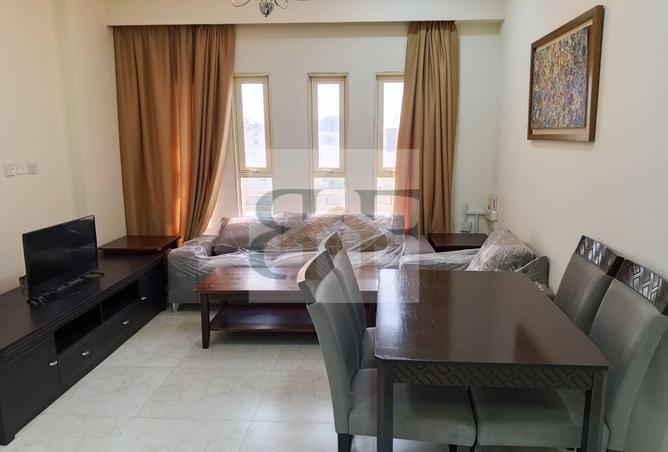 933460 - Property Image 2