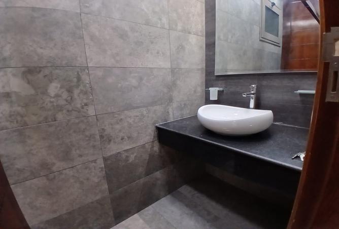 952593 - Property Image 3