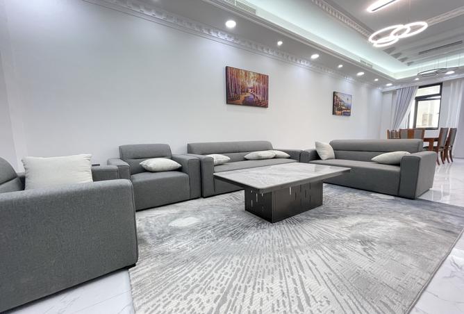 966032 - Property Image 3