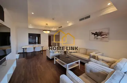 Apartment - 1 Bedroom - 2 Bathrooms for rent in East Porto Drive - Porto Arabia - The Pearl Island - Doha