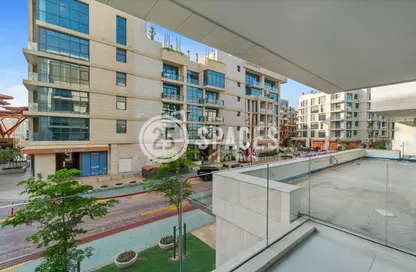 Apartment - 1 Bedroom - 2 Bathrooms for sale in Gewan Island - The Pearl Island - Doha
