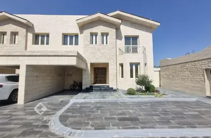 مجمع سكني - 3 غرف نوم - 4 حمامات للايجار في شارع النعيجة - النعيجة - الدوحة