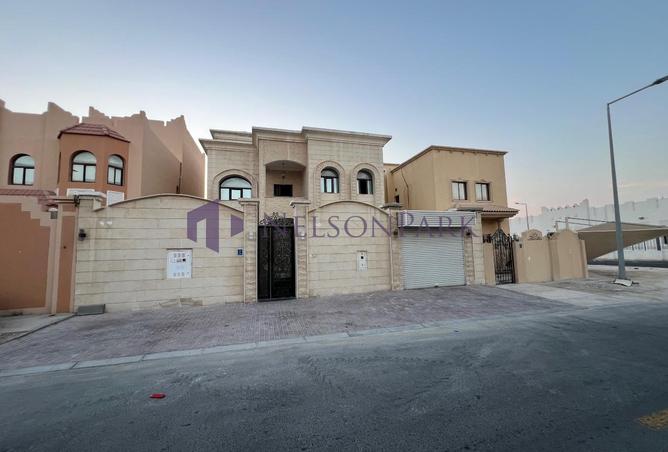 965549 - Property Image 3