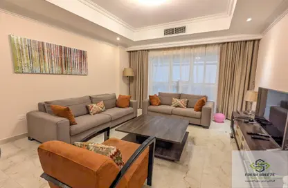 Apartment - 3 Bedrooms - 3 Bathrooms for rent in Anas Street - Fereej Bin Mahmoud North - Fereej Bin Mahmoud - Doha