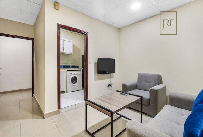 964713 - Property Image 2