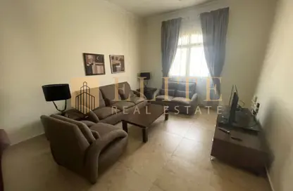 Apartment - 2 Bedrooms - 2 Bathrooms for rent in Al Mana Residence - Al Kinana Street - Al Sadd - Doha