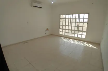 شقة - غرفة نوم - 1 حمام للايجار في الهلال - الهلال - الدوحة