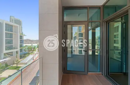 Apartment - 1 Bedroom - 2 Bathrooms for rent in Gewan Island - The Pearl Island - Doha