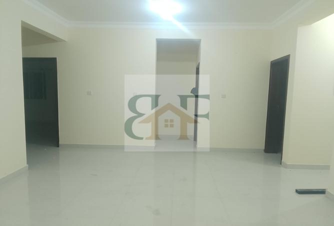 975434 - Property Main Image