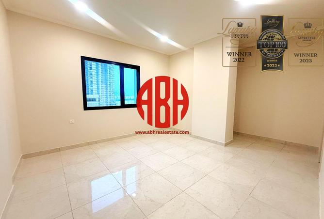 963529 - Property Image 2