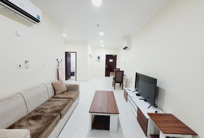 963211 - Property Image 3