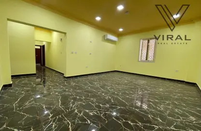 Apartment - 2 Bedrooms - 3 Bathrooms for rent in Al Doha Plaza - Al Sadd - Al Sadd - Doha