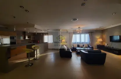 Apartment - 1 Bedroom - 2 Bathrooms for rent in Al Sadd Tourist Apartments - Al Sadd - Doha