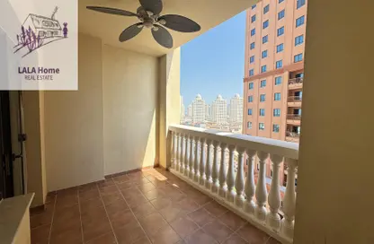 Apartment - 1 Bedroom - 2 Bathrooms for rent in West Porto Drive - Porto Arabia - The Pearl Island - Doha