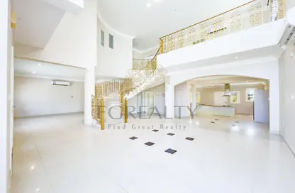 Villa - 4 Bedrooms - 3 Bathrooms for rent in Duhail Villas - Al Duhail - Doha
