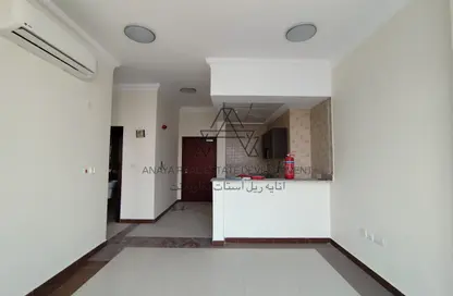 Apartment - 2 Bedrooms - 2 Bathrooms for rent in Al Mansoura - Al Mansoura - Doha