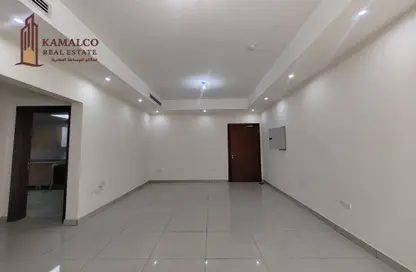 Apartment - 2 Bedrooms - 2 Bathrooms for rent in Al Mansoura - Doha