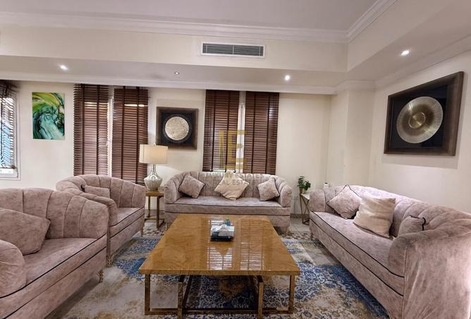 967672 - Property Main Image