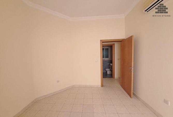 939869 - Property Image 3