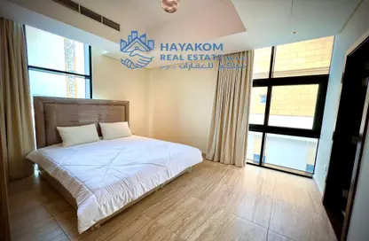 Room / Bedroom image for: Apartment - 2 Bedrooms - 2 Bathrooms for rent in The Pearl Island - Doha, Image 1
