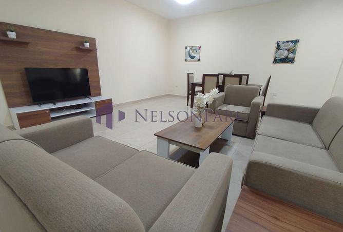 957844 - Property Image 2