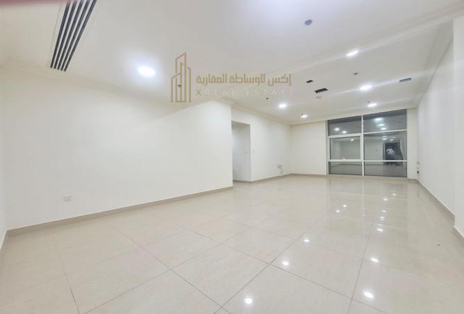 996236 - Property Image 2