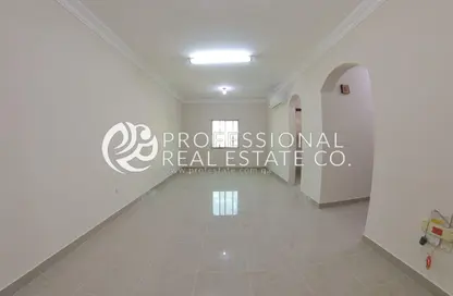 Apartment - 3 Bedrooms - 3 Bathrooms for rent in Rawdat Al Khail - Rawdat Al Khail - Doha