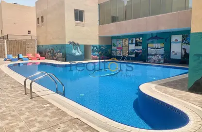 مجمع سكني - 4 غرف نوم - 5 حمامات للايجار في شارع الوعب - الوعب - الدوحة