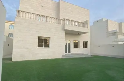 Villa - 7 Bedrooms - 7+ Bathrooms for rent in Al Kheesa - Al Kheesa - Umm Salal Mohammed
