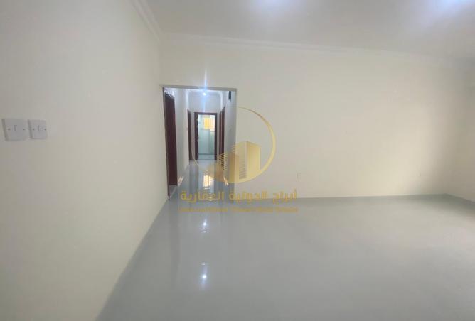 Apartment - 3 Bedrooms - 3 Bathrooms for rent in Abdul Rahman Bin Jassim Street - Mesaieed Road - Al Wakra